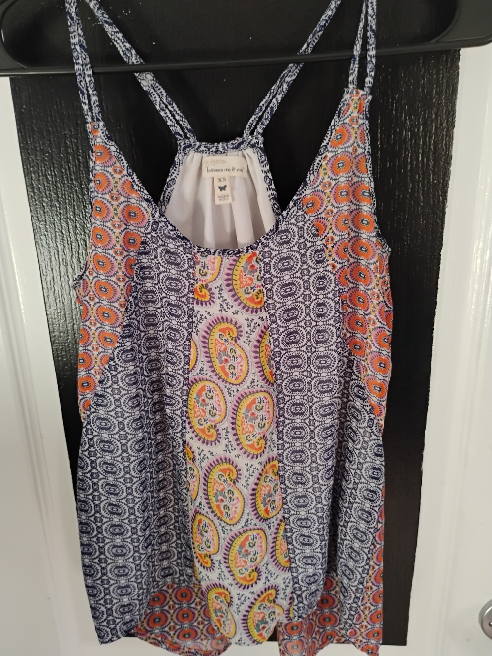 5 Tank Tops - Picture 6 of 6